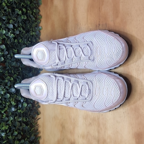 Nike Air Max Plus Premium Barely Rose | Size: 6.5 (Womens) | Light Pink - Picture 2 of 8